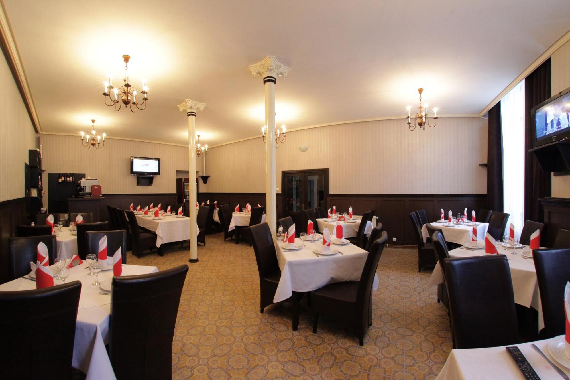 סינאיה Hotel Stavilar מראה חיצוני תמונה