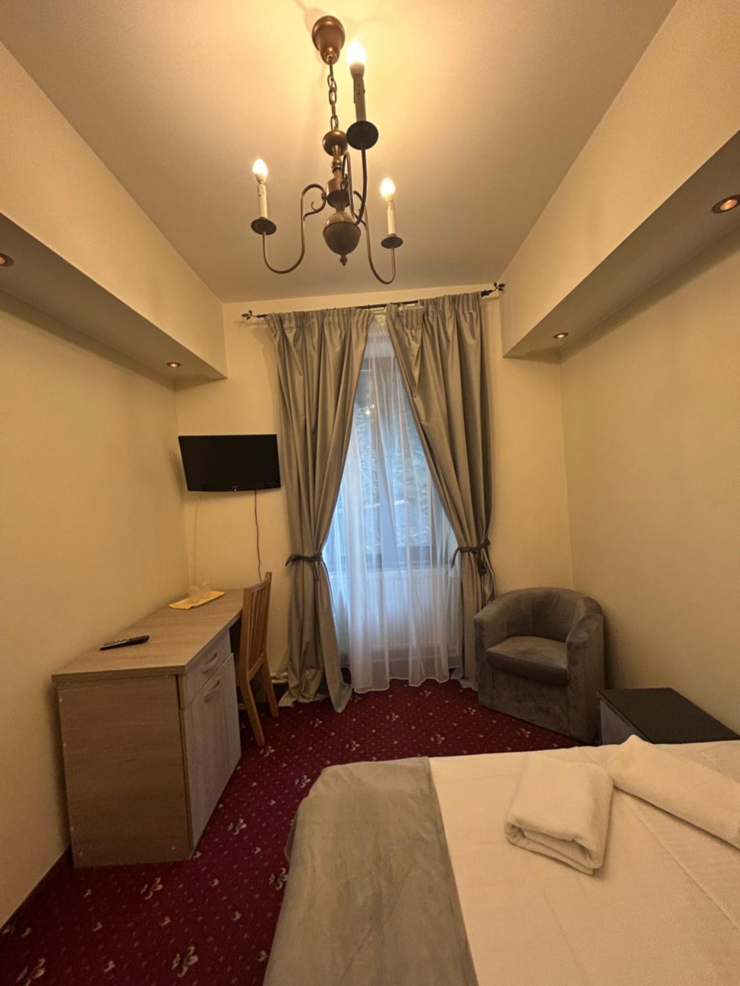 סינאיה Hotel Stavilar מראה חיצוני תמונה