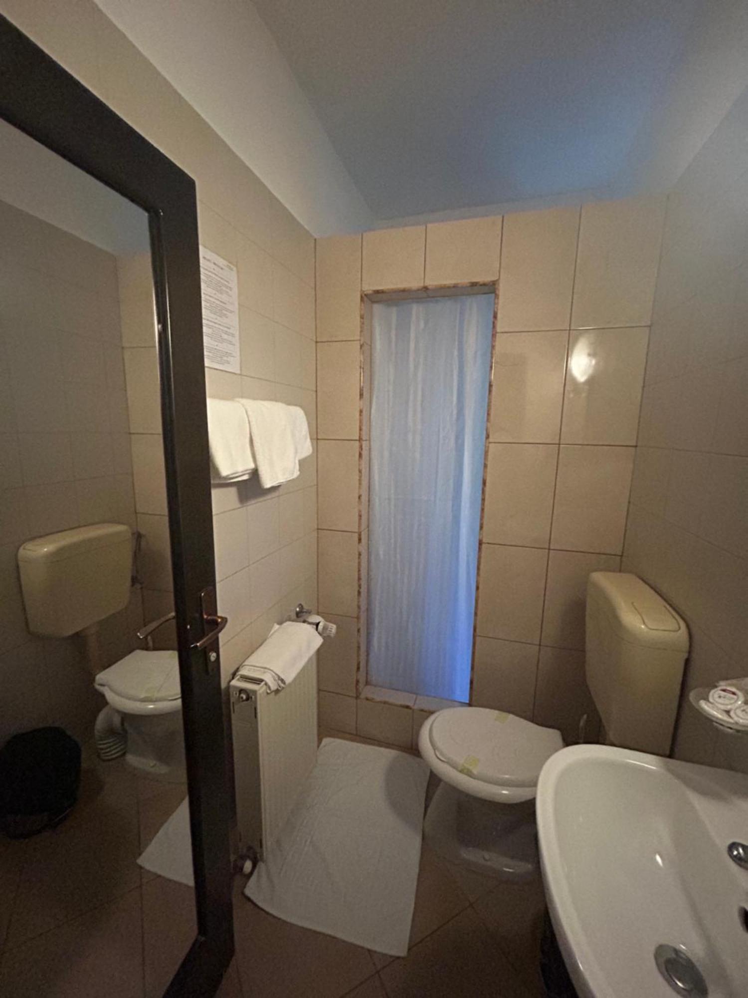 סינאיה Hotel Stavilar מראה חיצוני תמונה