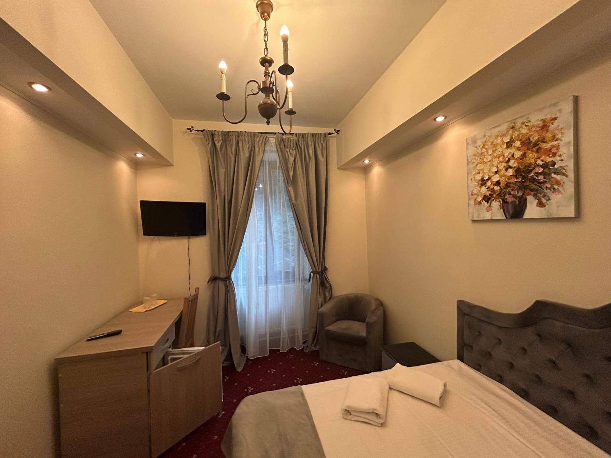 סינאיה Hotel Stavilar מראה חיצוני תמונה