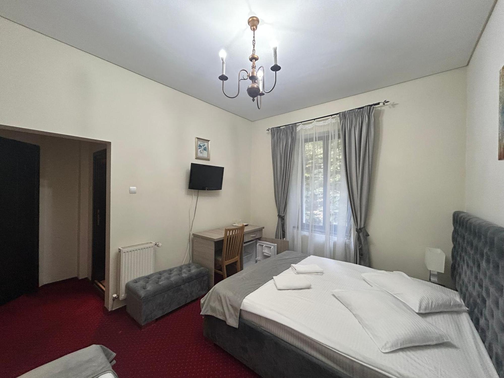 סינאיה Hotel Stavilar מראה חיצוני תמונה