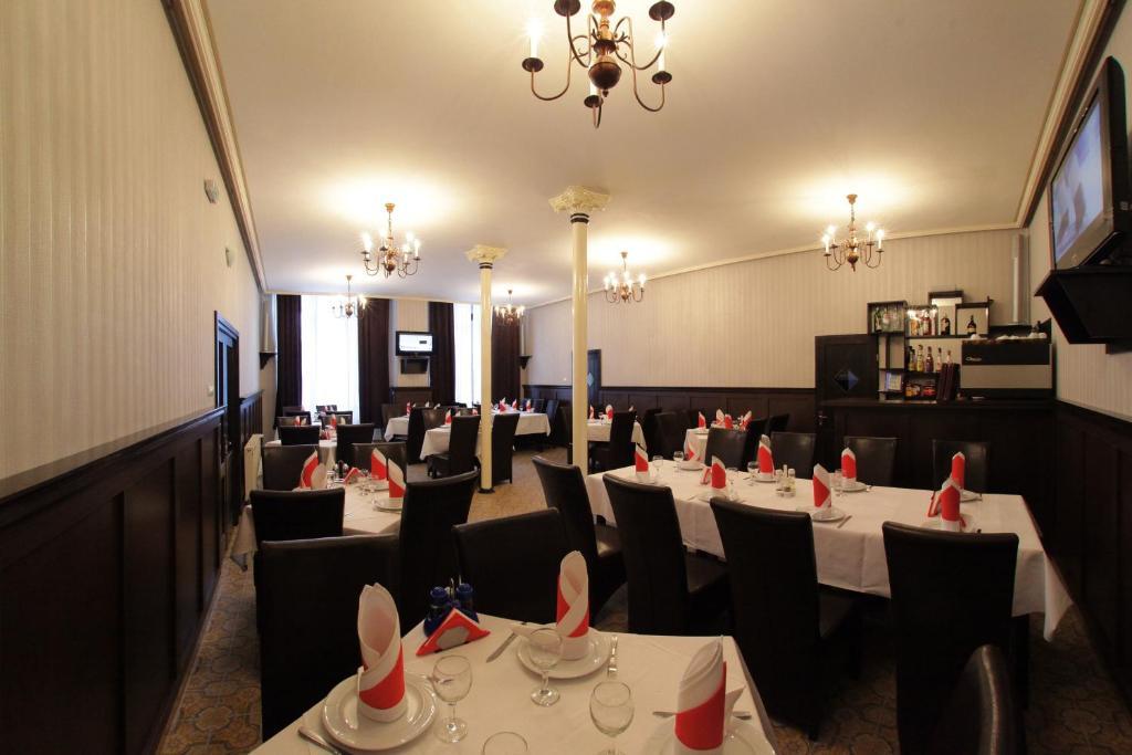 סינאיה Hotel Stavilar מראה חיצוני תמונה